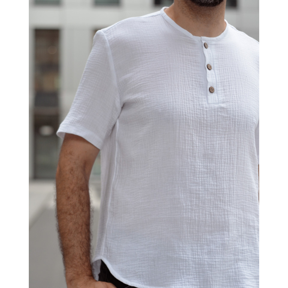 Męska koszulka muślinowa z guzikami - Blich - biała