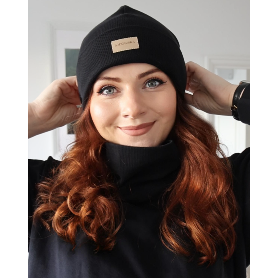 Czapka przejściowa podwójna z cienkiej dzianiny prążkowanej beanie - czarny