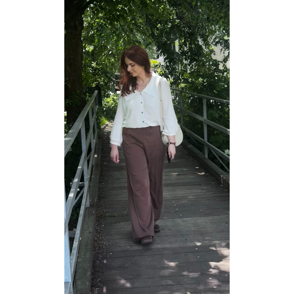 Rajska - Bluzka z ozdobnym kołnierzem z lnu i wiskozy - off white