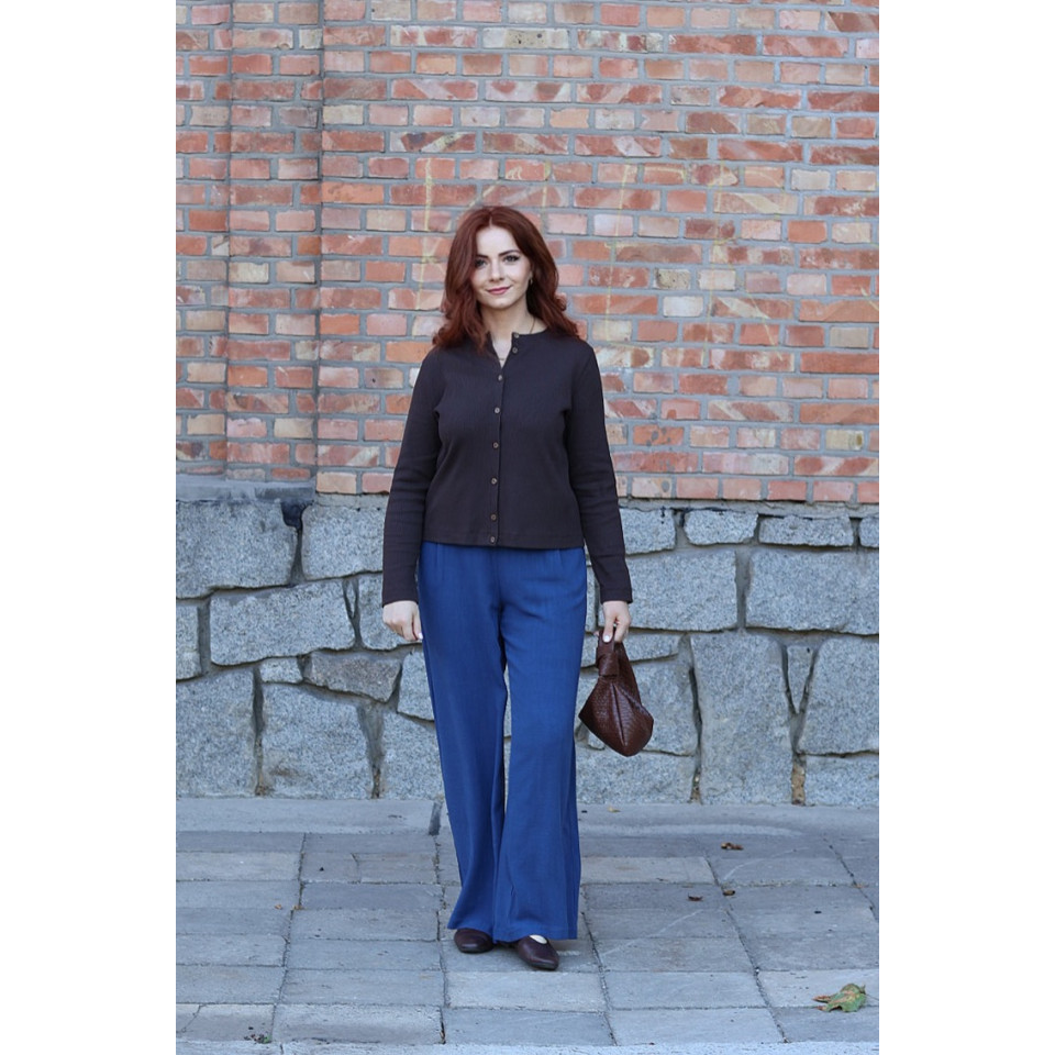 PREORDER - Jubilat 2.0 -  Sweter z dzianiny prążkowanej - dekolt U - ciemny brązowy