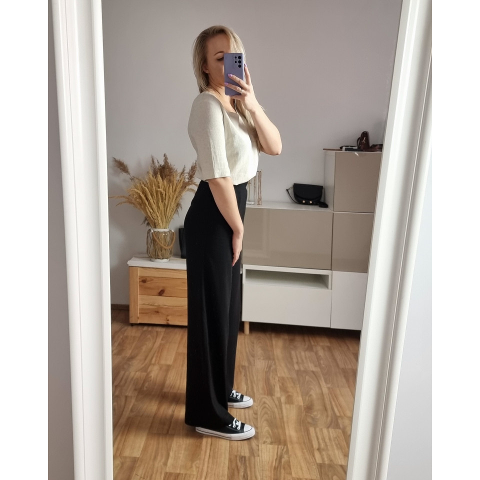 Sukiennice - Spodnie wiskozowe z szerokimi nogawkami - czarny